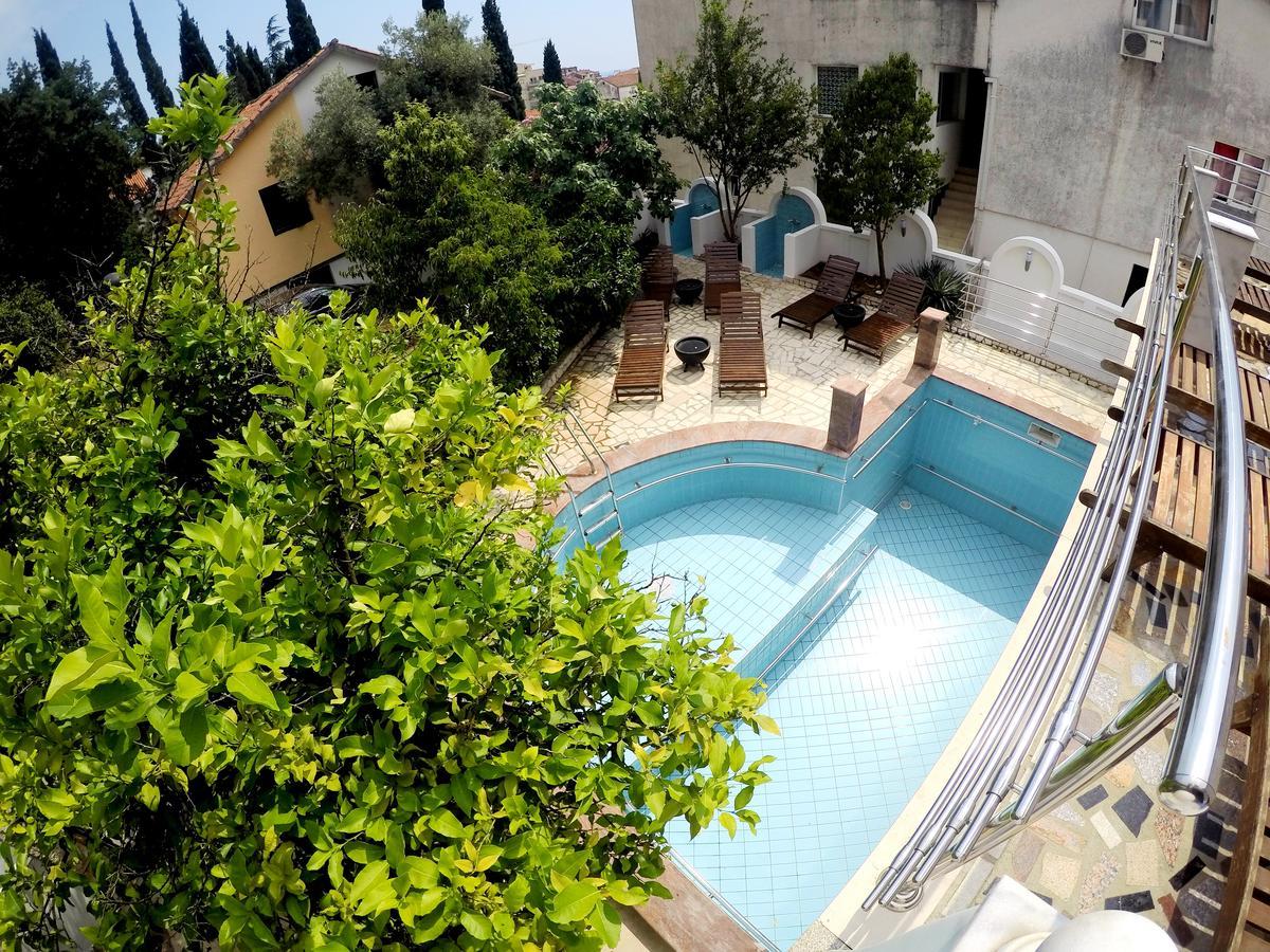 Villa Golf Budva Exterior photo